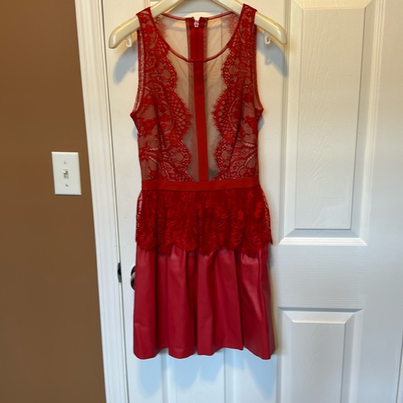 BGBC beautiful red dress - Picture 2 of 7